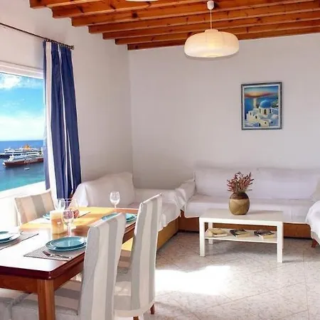 Oceania Aparthotel 3*