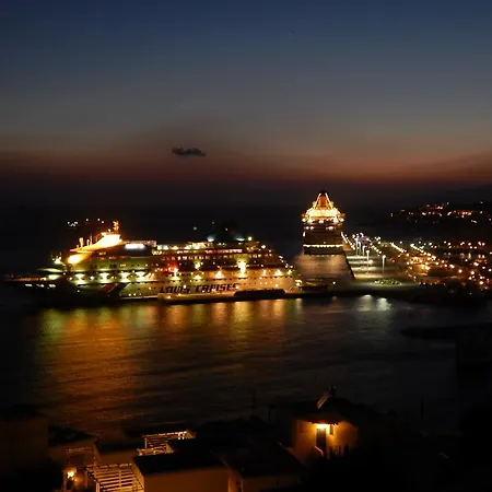 Oceania Aparthotel 4*