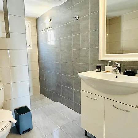 Aparthotel Oceania Tourlos