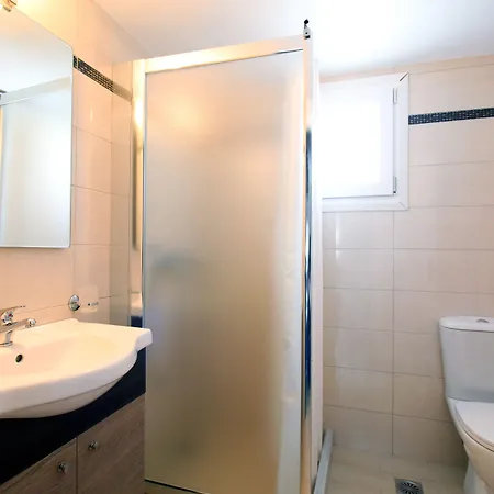 Oceania Aparthotel 4*