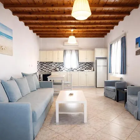 Oceania Aparthotel 4*