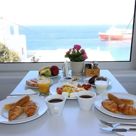 أوشيينيا تورلوس